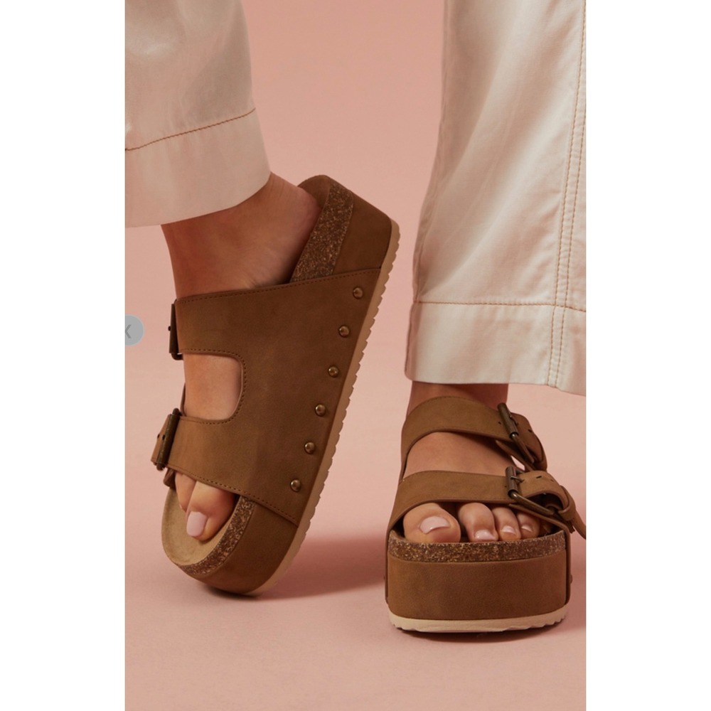 Altar'd State Mushroom Brown Studded Platform Buckle Slide Sandals NEW